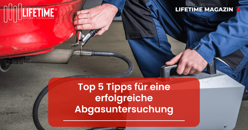 Abgasuntersuchung bei einem roten Auto
