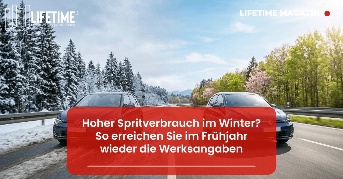 Zwei blaue VW Golf fahren jeweils im Winter und Frühling